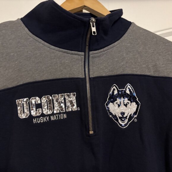 UConn Huskies Sweatshirt Womens Large Pink Victoria's Secret X 5th & Ocean Navy - Picture 2 of 3